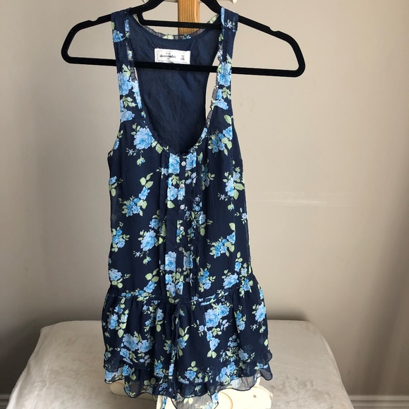 abercrombie kids Other - Abercrombie Kids sleeveless top w/tie